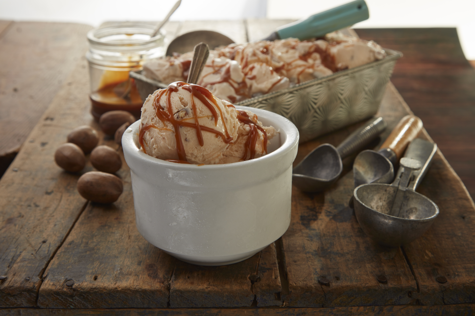 Salted Caramel Pecan No Churn Ice Cream 